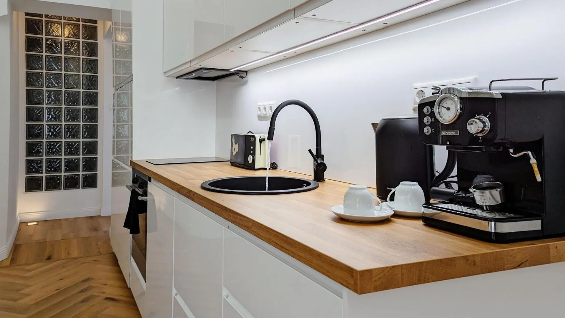 Pedestrian Apartment, The Best Location Budapest Hungary