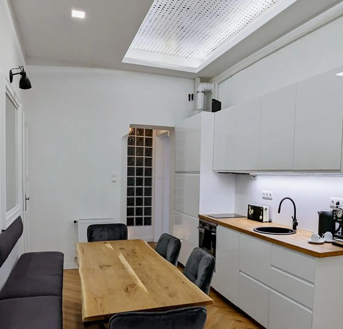 Pedestrian Apartment, The Best Location Budapest 0*,  Hungary