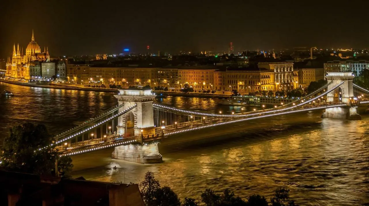 Pedestrian Apartment, The Best Location Budapest