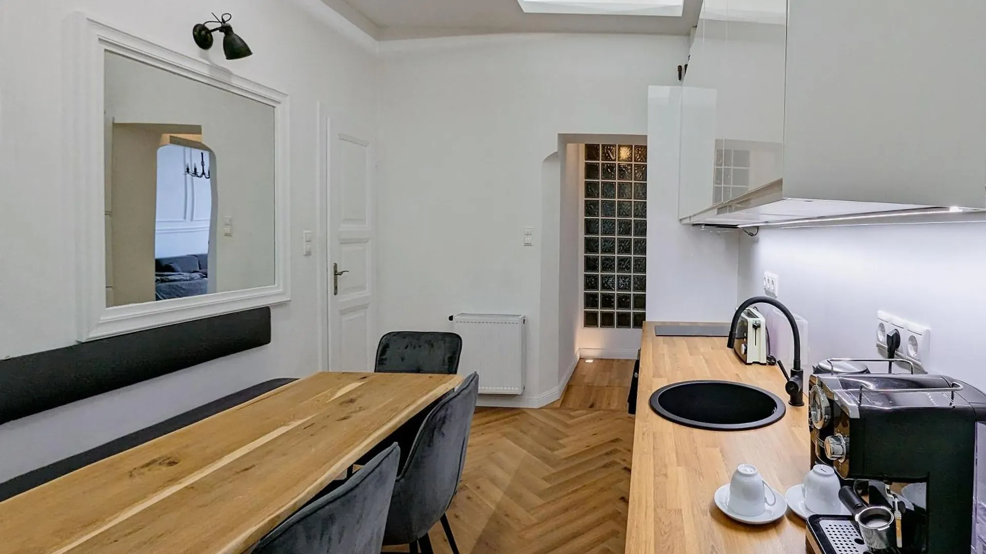 Apartment Pedestrian Apartment, The Best Location Budapest